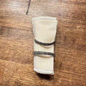 Delicate margarita hoops